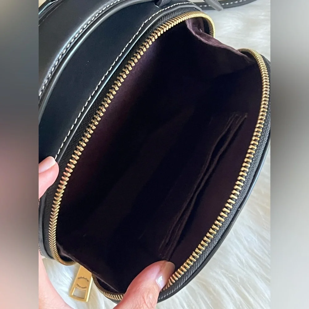💰SOLD - CM194- Disney X Coach Mickey Mouse Ear Bag - Picture 8 of 13
